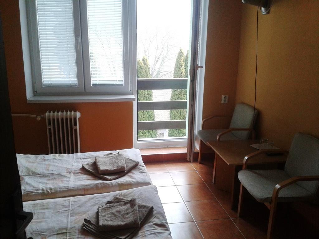 Garni Hotel Sonata 特伦钦温泉区 外观 照片